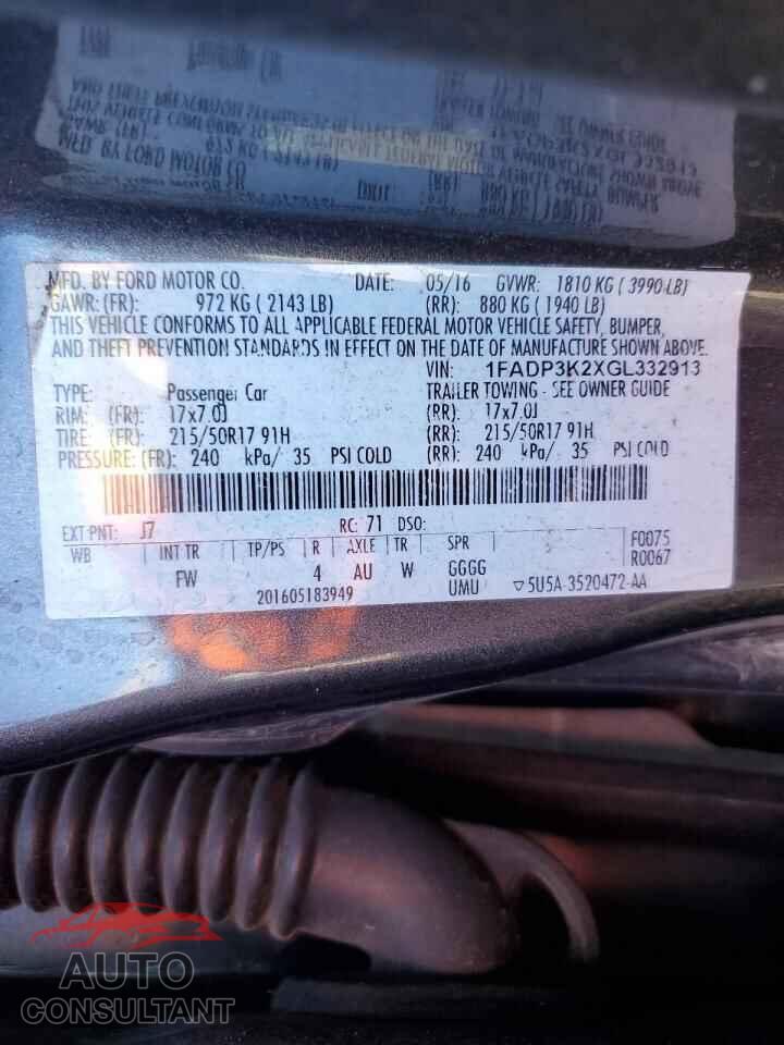 FORD FOCUS 2016 - 1FADP3K2XGL332913