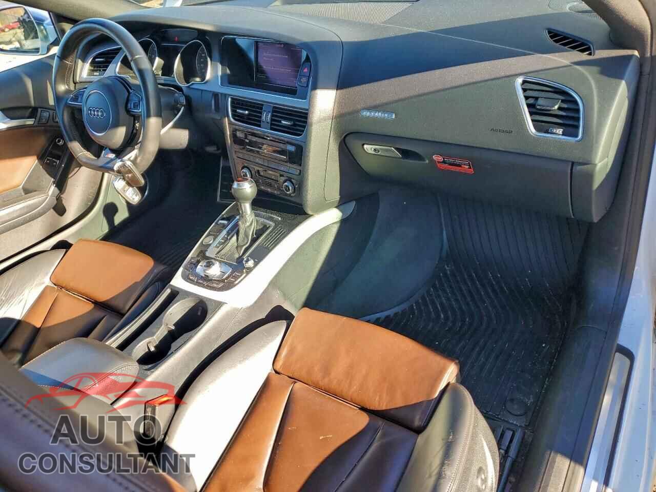AUDI S5/RS5 2013 - WAUCGAFR7DA032087