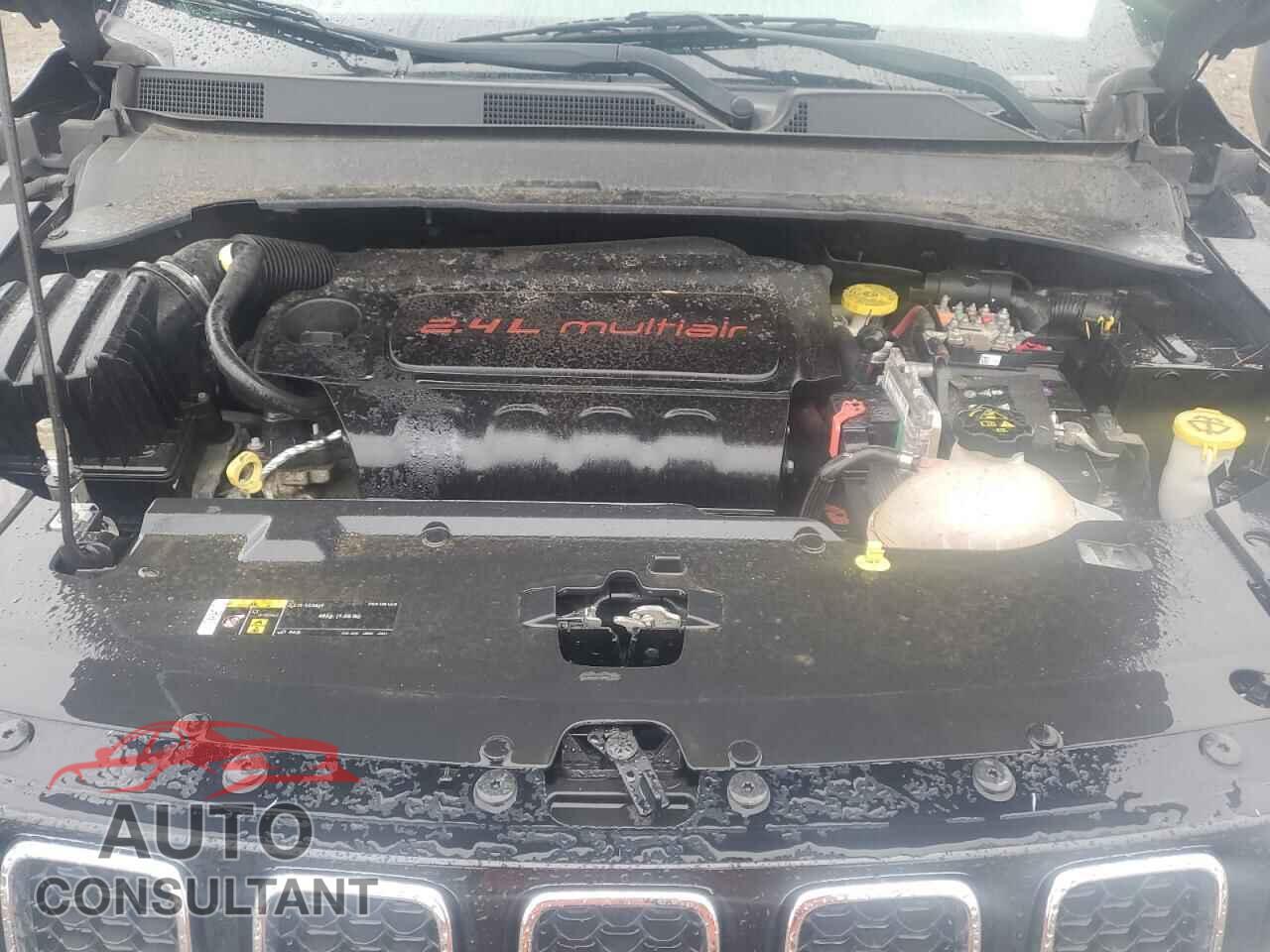 JEEP COMPASS 2018 - 3C4NJDCB4JT492012