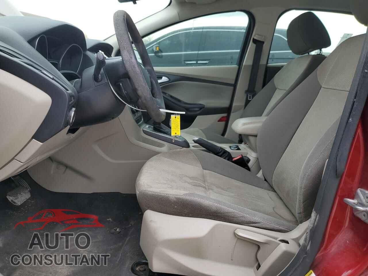 FORD FOCUS 2014 - 1FADP3F28EL246426