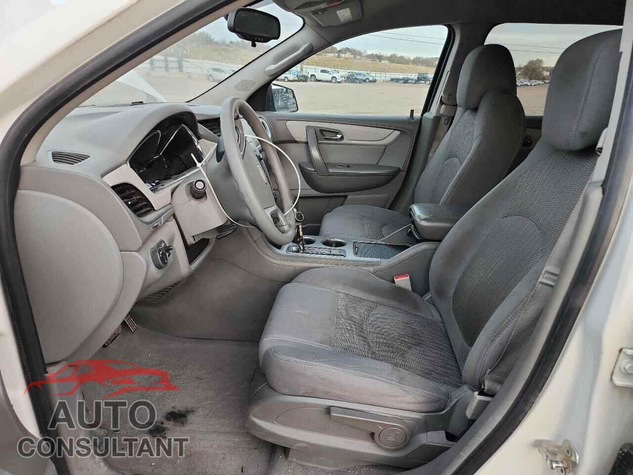 CHEVROLET TRAVERSE 2013 - 1GNKRFED9DJ200735