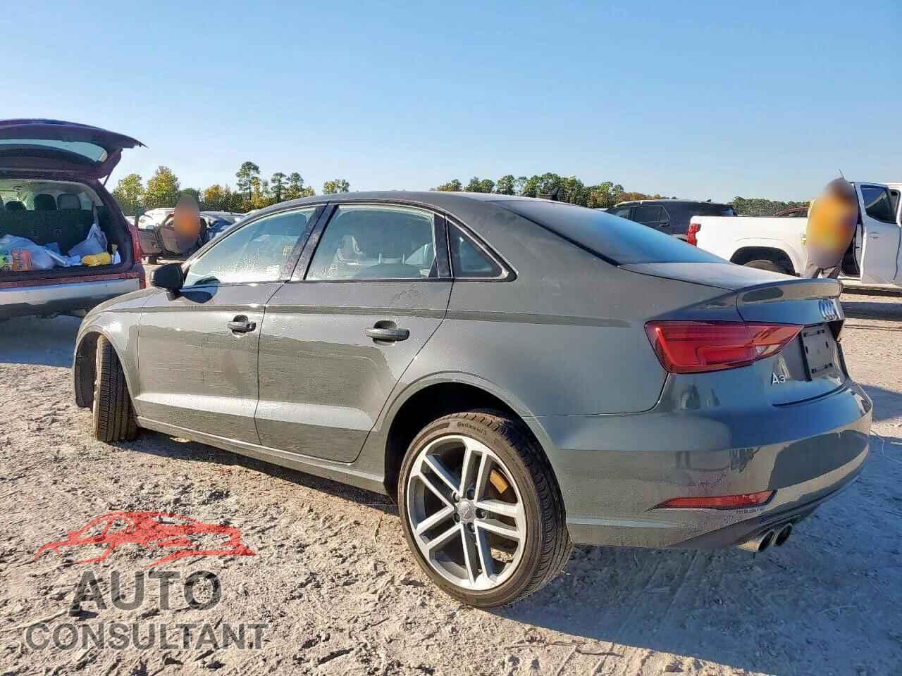 AUDI A3 2020 - WAUAUGFF4LA047542
