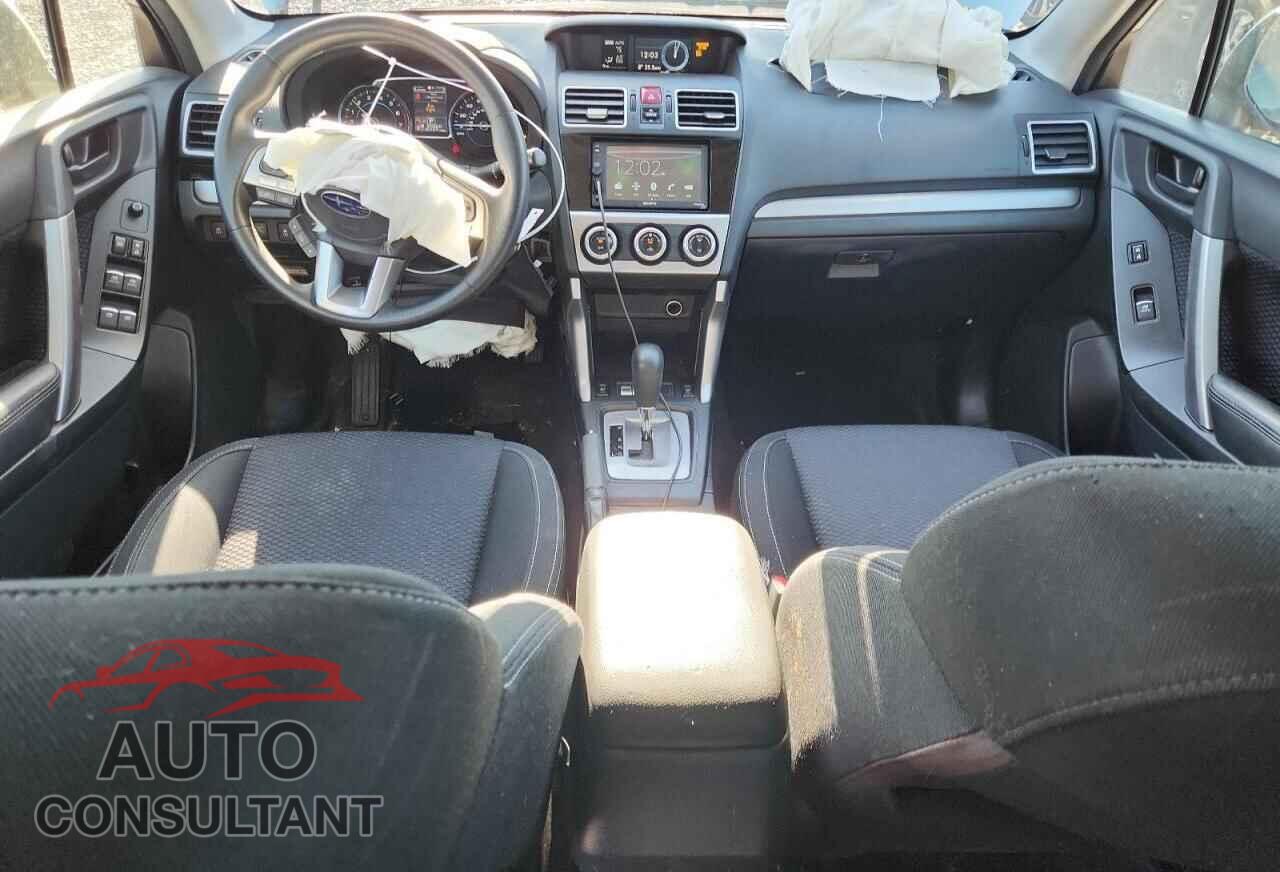 SUBARU FORESTER 2017 - JF2SJAGC8HH537788