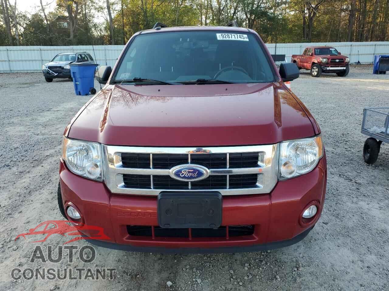 FORD ESCAPE 2011 - 1FMCU9DG6BKC30710