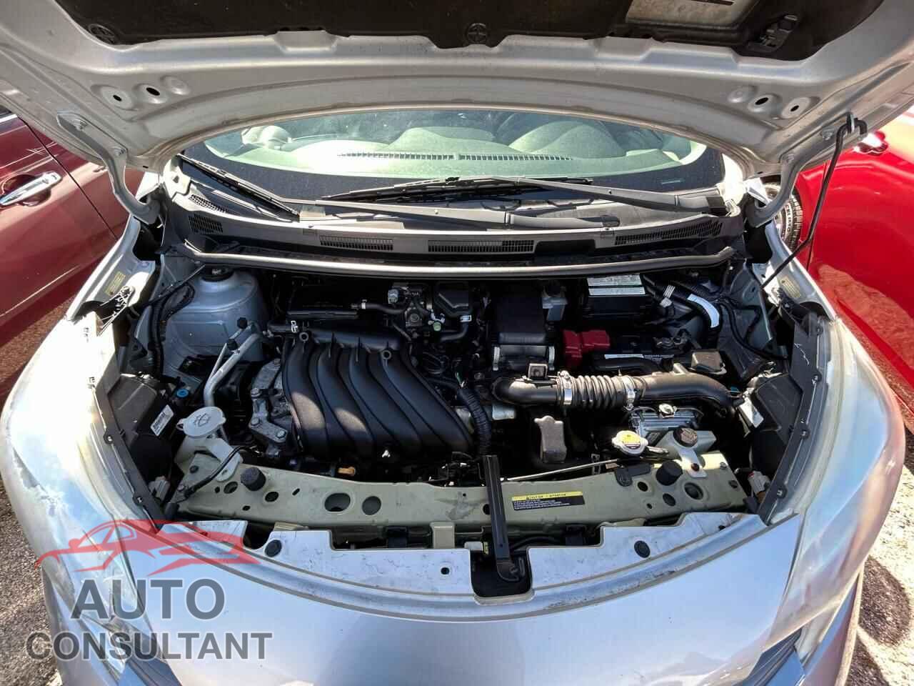 NISSAN VERSA 2016 - 3N1CE2CP4GL381046