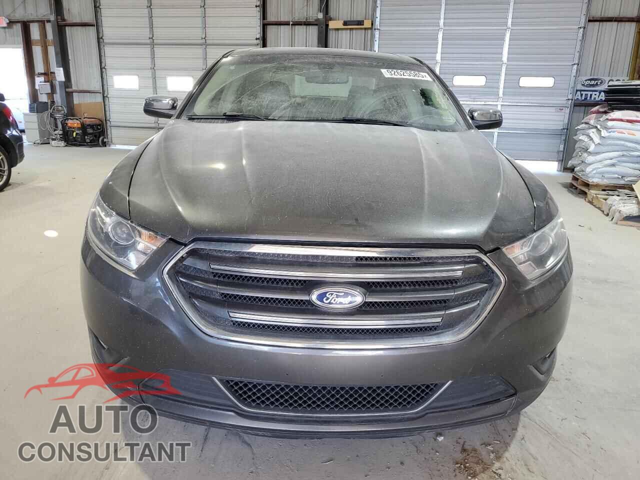 FORD TAURUS 2015 - 1FAHP2F83FG116077