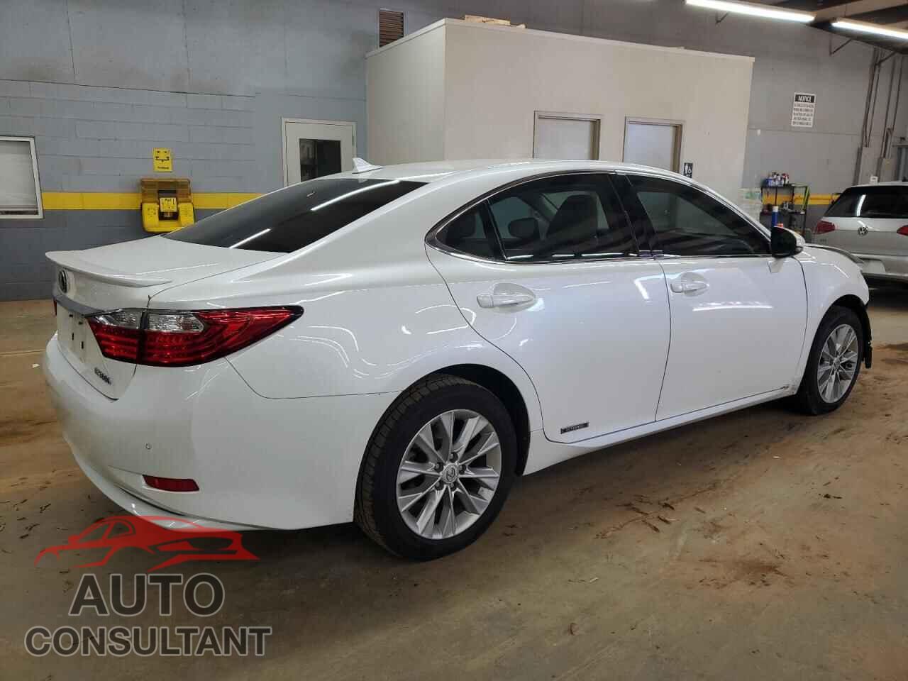 LEXUS ES300 2013 - JTHBW1GG3D2016170