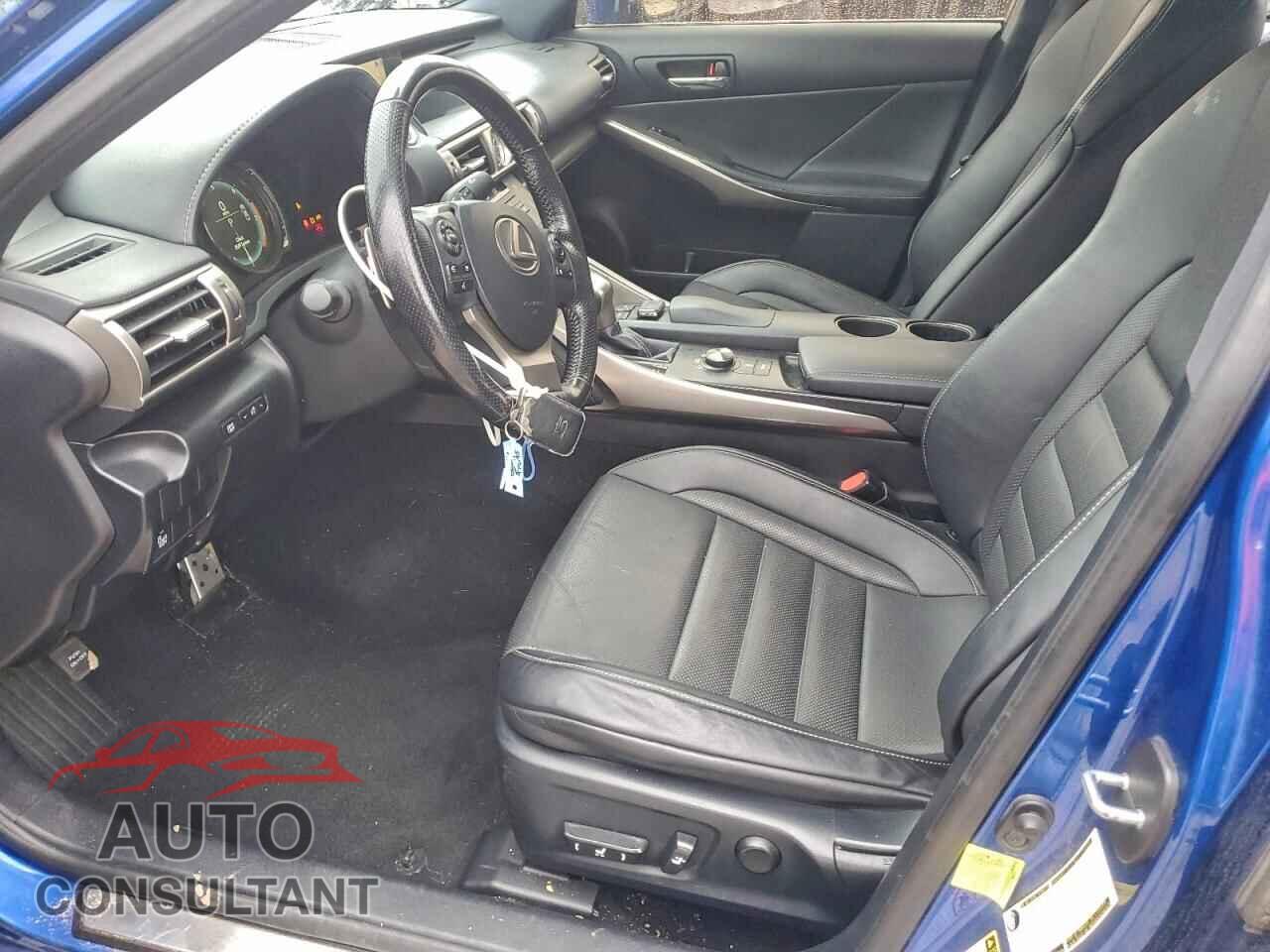 LEXUS IS 2016 - JTHCM1D29G5009018