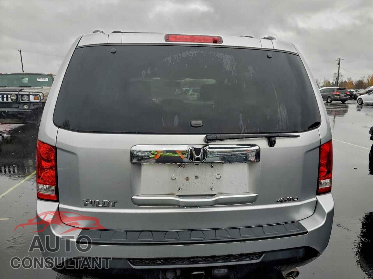 HONDA PILOT 2013 - 5FNYF4H55DB049632