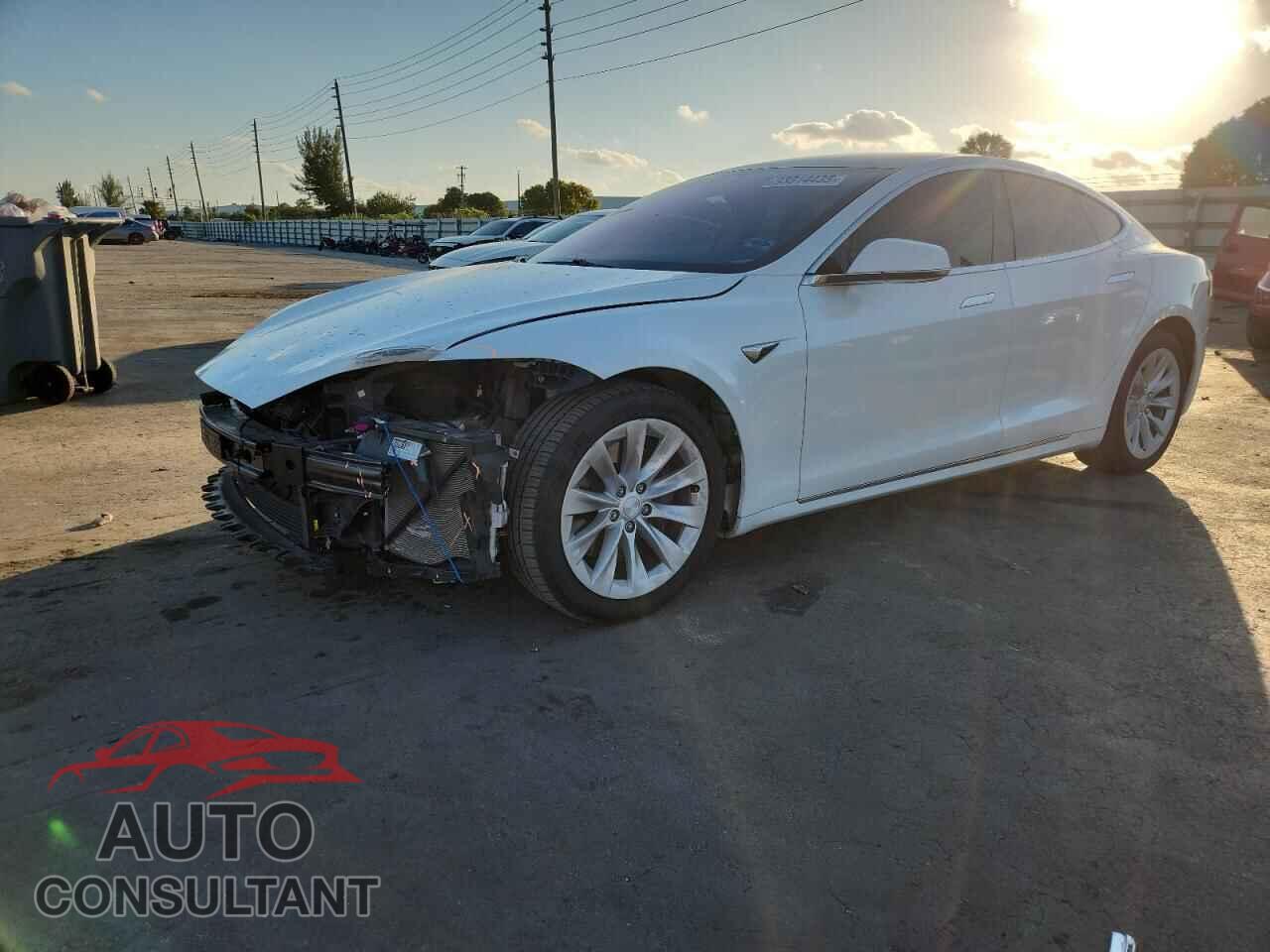 TESLA MODEL S 2018 - 5YJSA1E25JF245160