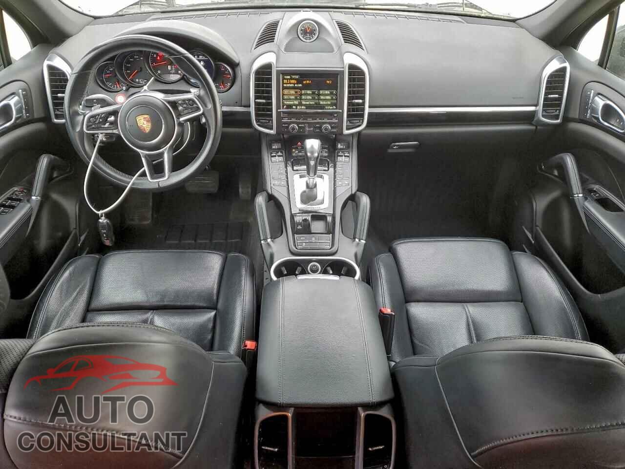 PORSCHE CAYENNE 2016 - WP1AA2A27GLA09606