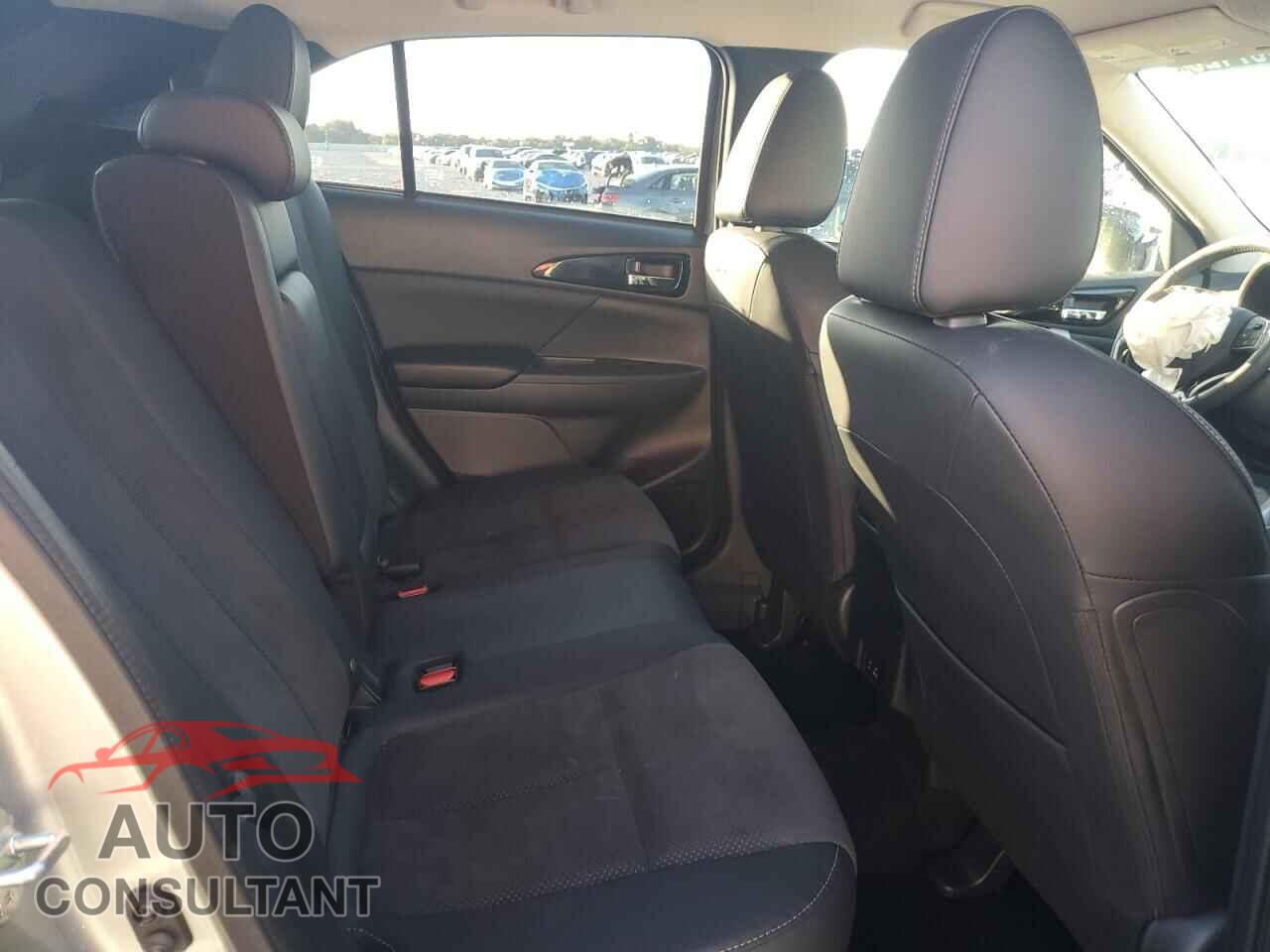 MITSUBISHI ECLIPSE 2025 - JA4ATWAA8SZ045041