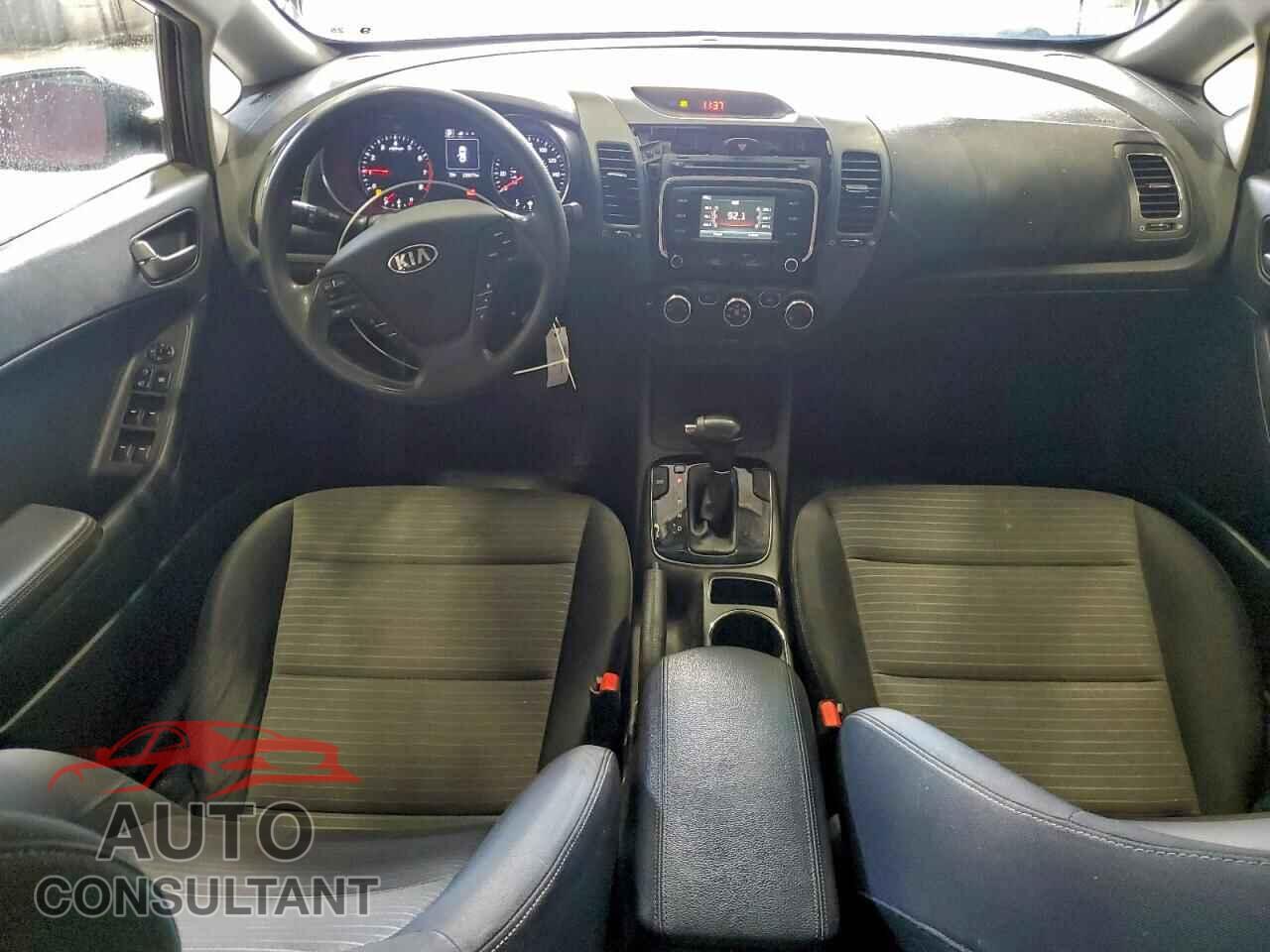 KIA FORTE 2017 - 3KPFL4A78HE098444