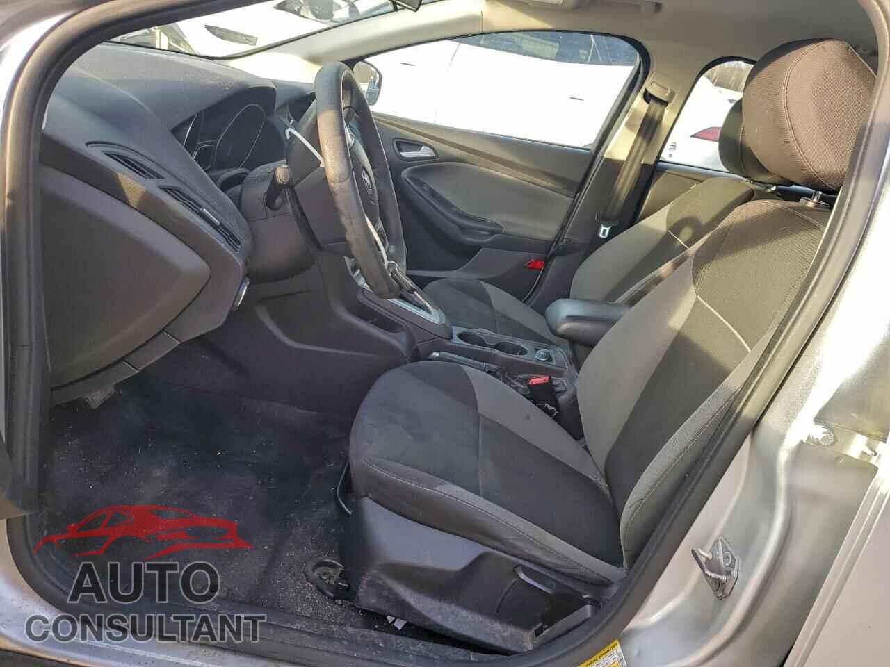 FORD FOCUS 2014 - 1FADP3F27EL122325