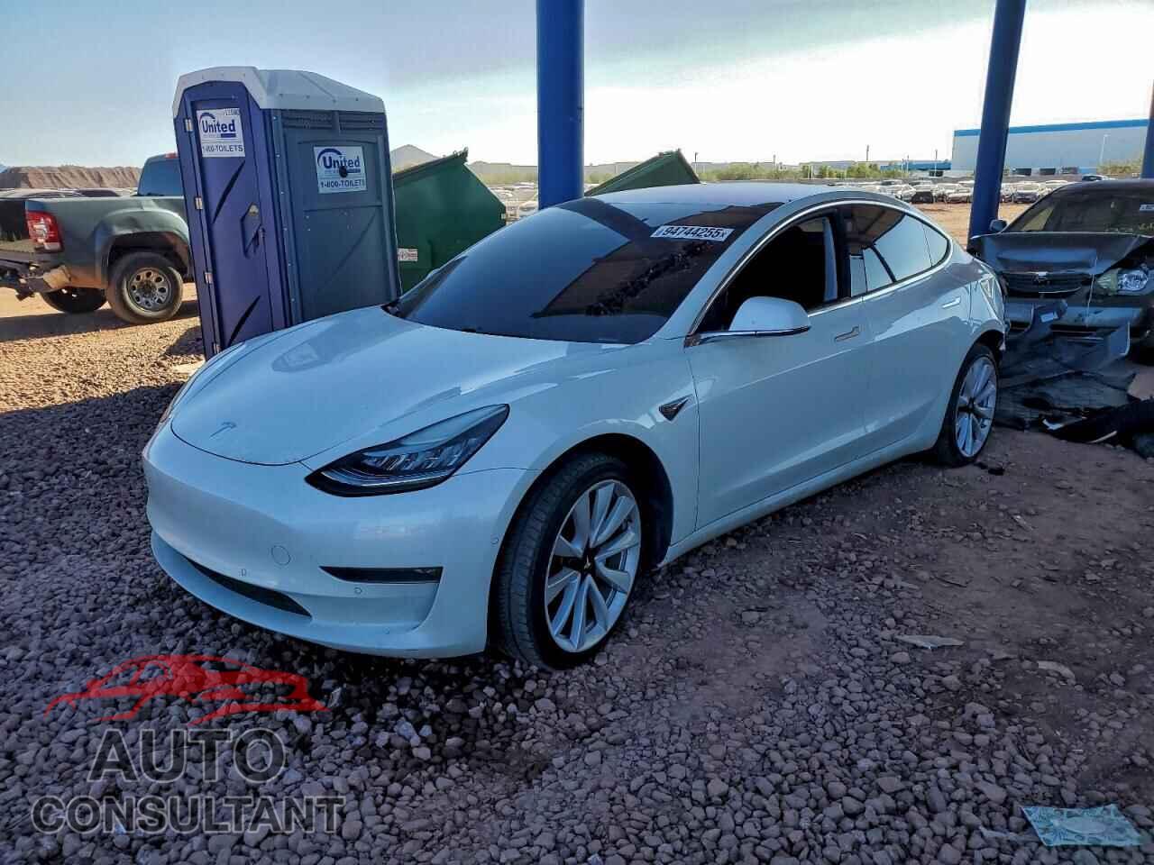 TESLA MODEL 3 2018 - 5YJ3E1EA1JF053573