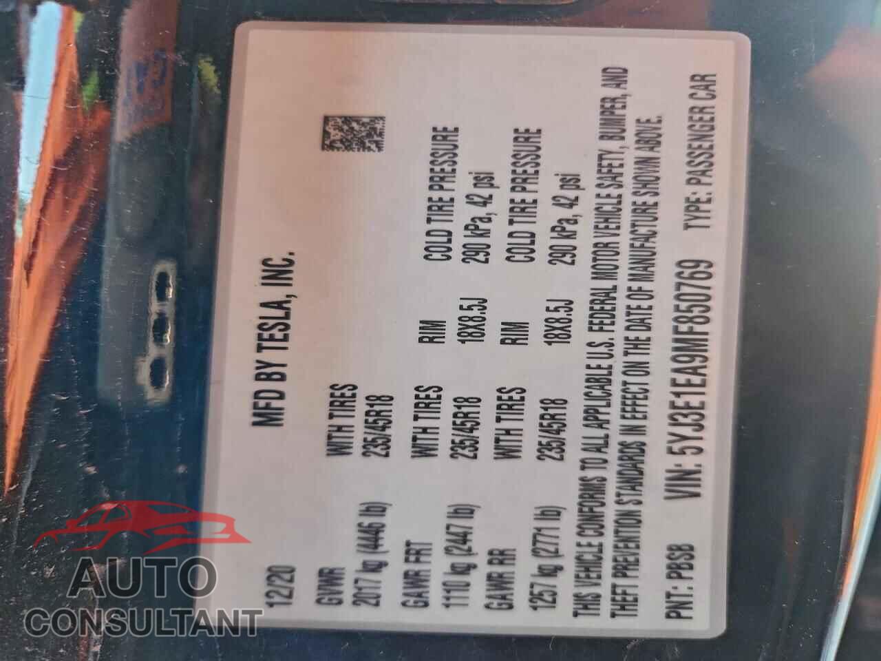 TESLA MODEL 3 2021 - 5YJ3E1EA9MF850769