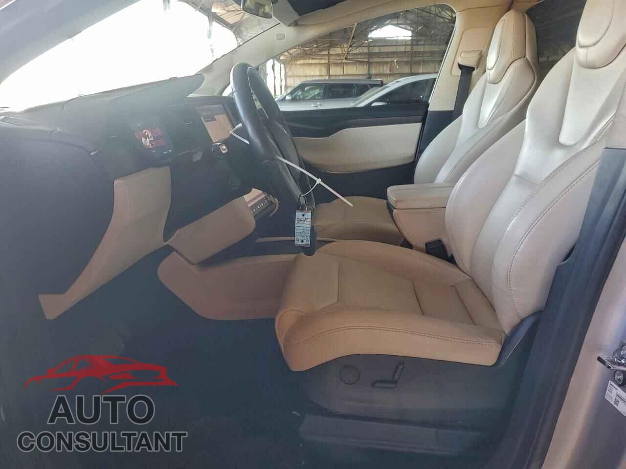 TESLA MODEL X 2018 - 5YJXCDE25JF132603