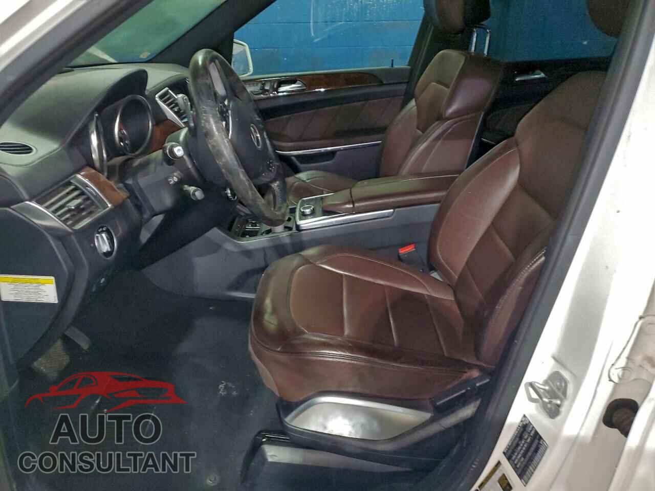 MERCEDES-BENZ GL-CLASS 2014 - 4JGDF7DE3EA274000