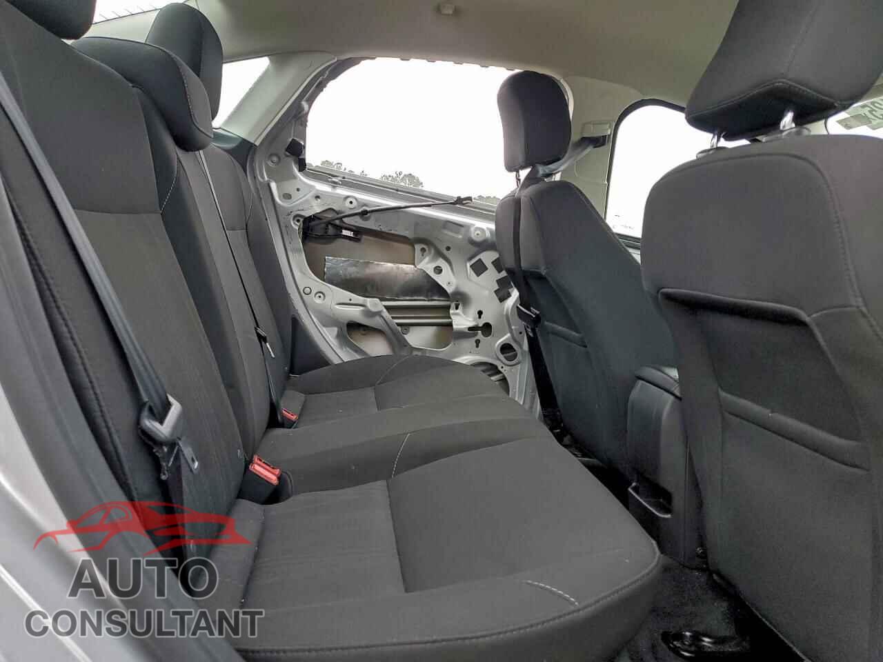 FORD FOCUS 2017 - 1FADP3F28HL329732