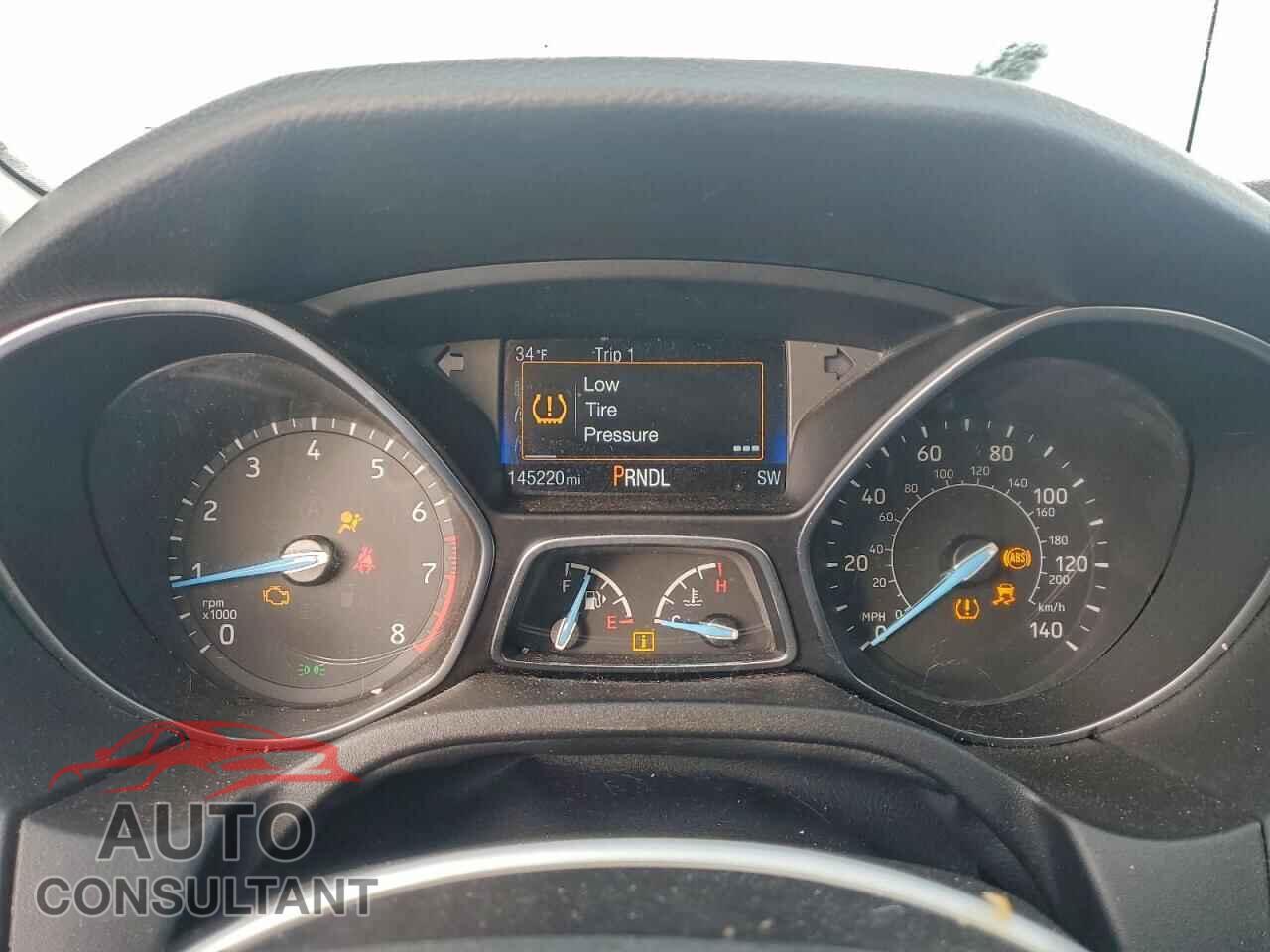 FORD FOCUS 2018 - 1FADP3F29JL212036