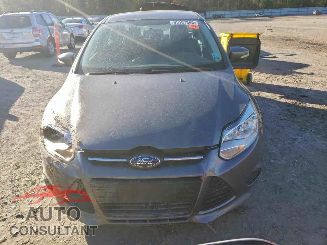 FORD FOCUS 2014 - 1FADP3F2XEL378586