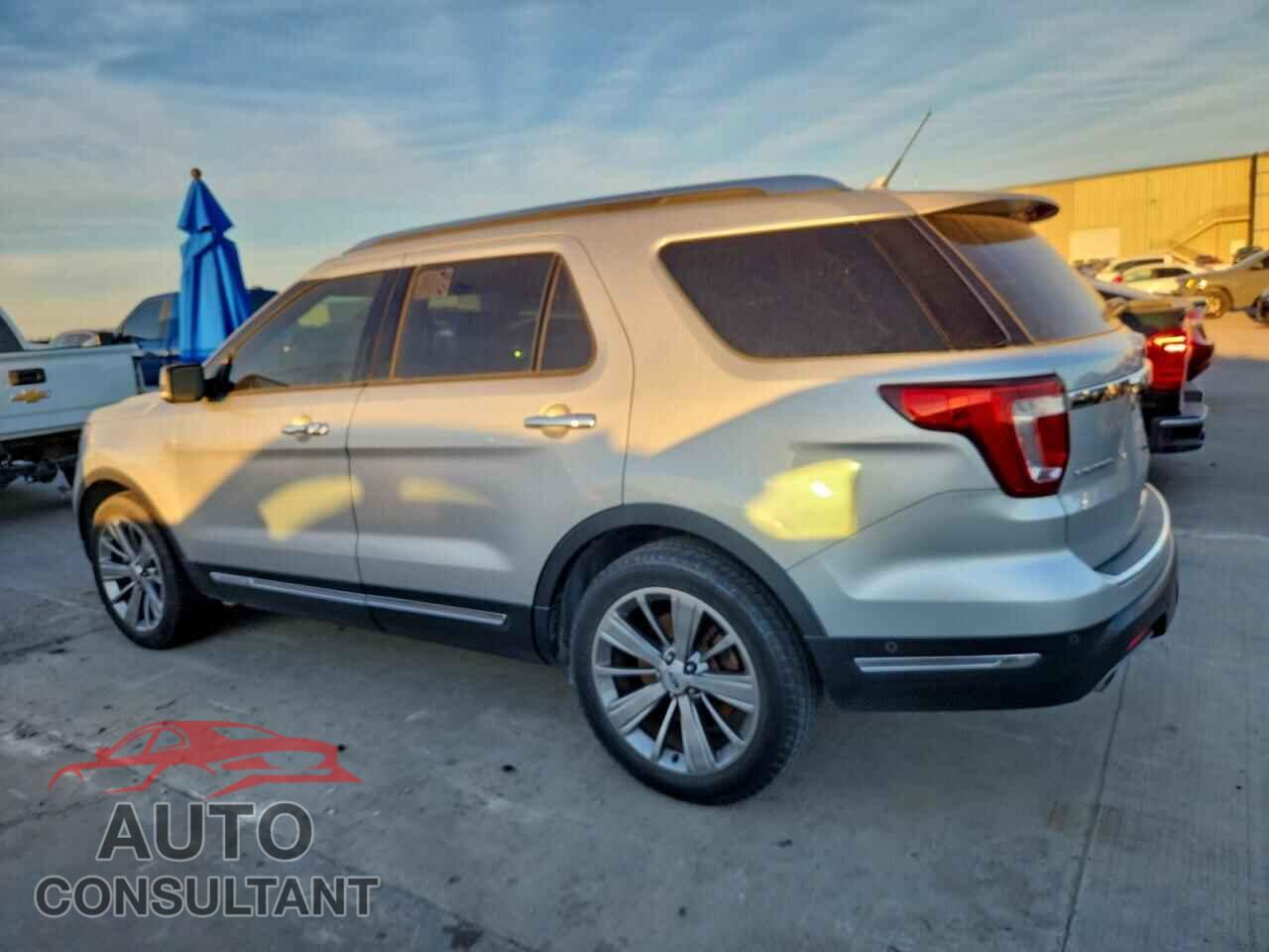 FORD EXPLORER 2018 - 1FM5K7FH6JGB55081