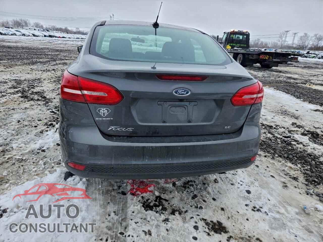 FORD FOCUS 2017 - 1FADP3F22HL303594