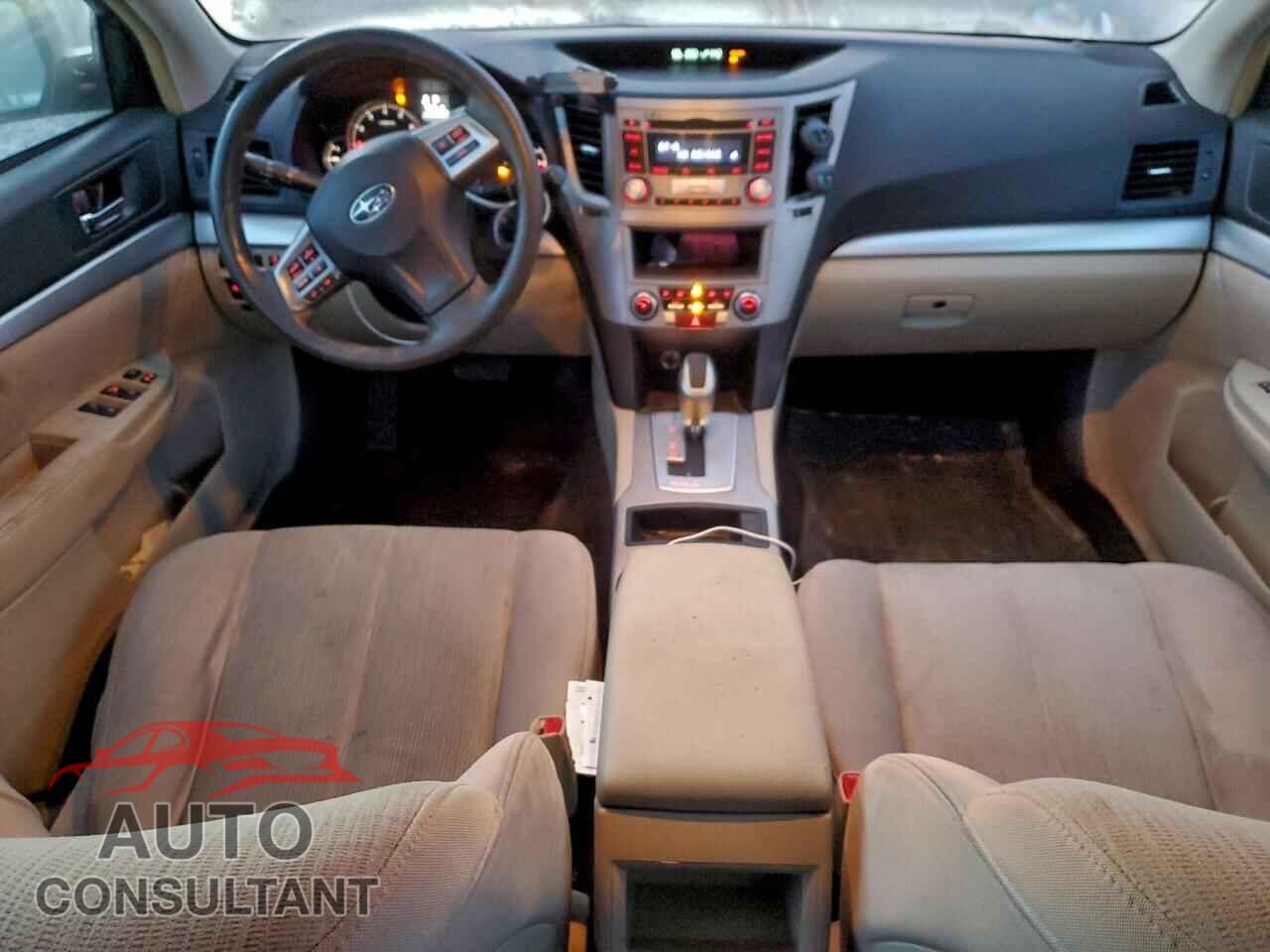 SUBARU OUTBACK 2014 - 4S4BRCAC5E3267788