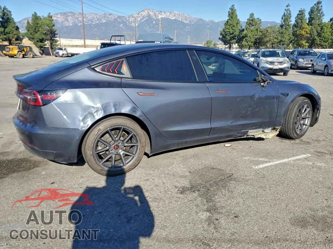 TESLA MODEL 3 2022 - 5YJ3E1EA1NF375538