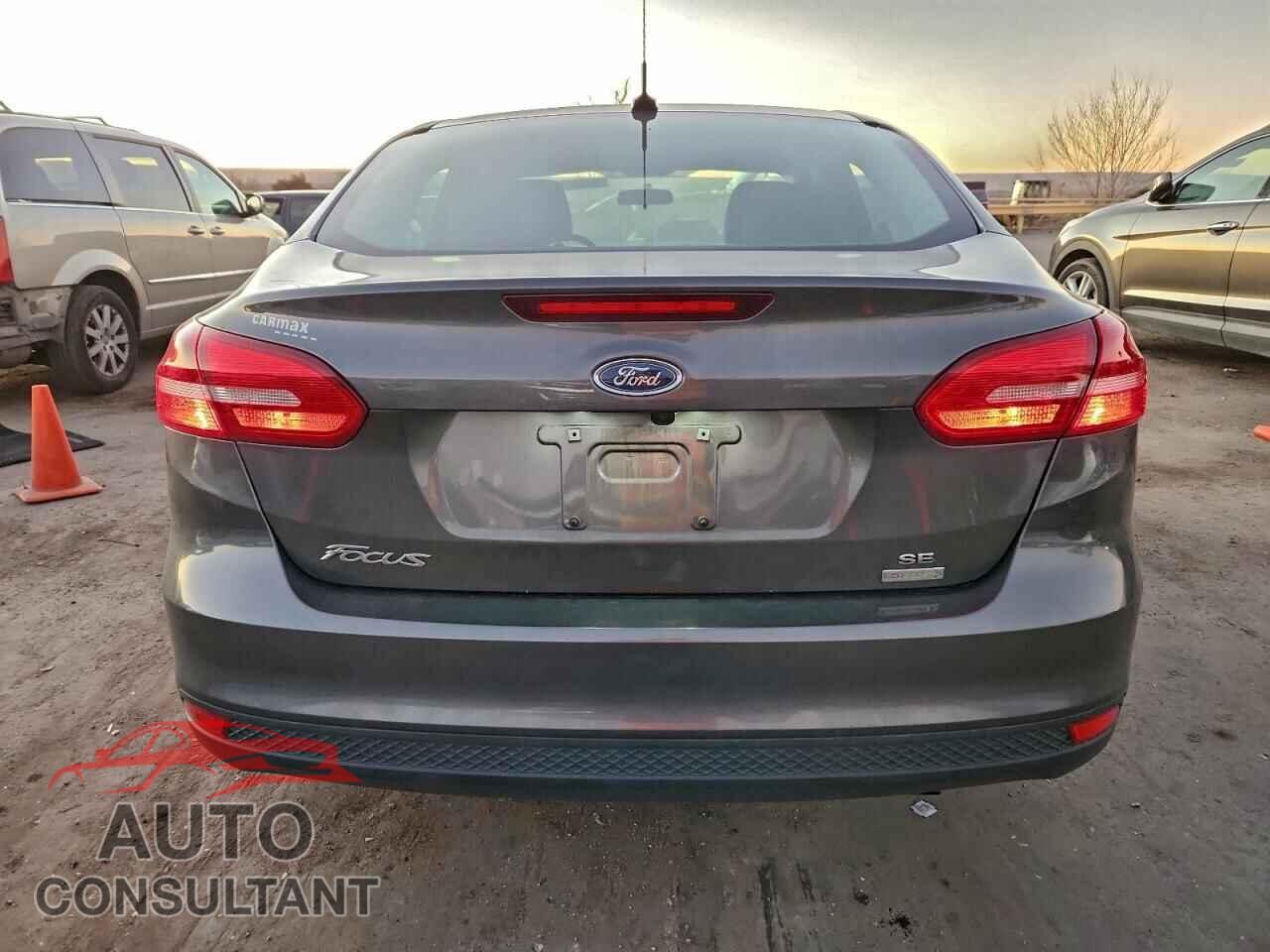 FORD FOCUS 2018 - 1FADP3FE4JL228977