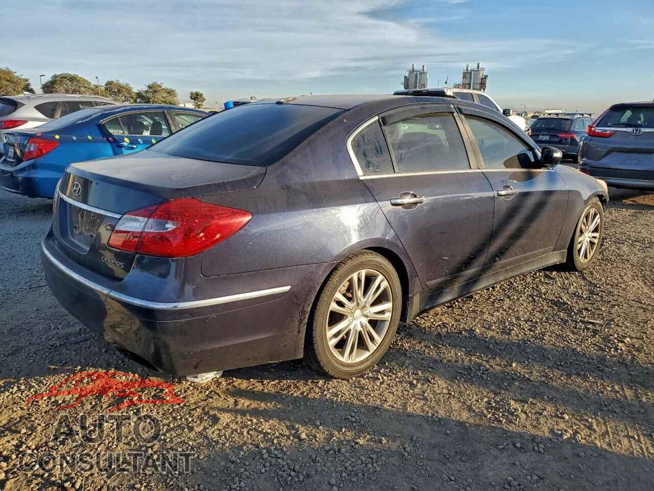 HYUNDAI GENESIS 2012 - KMHGC4DDXCU190375