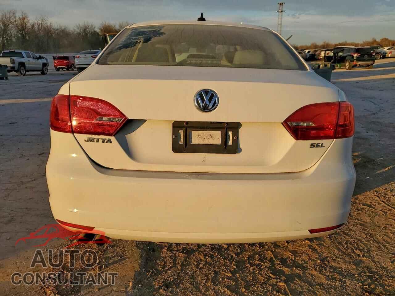 VOLKSWAGEN JETTA 2014 - 3VWL07AJ0EM425913