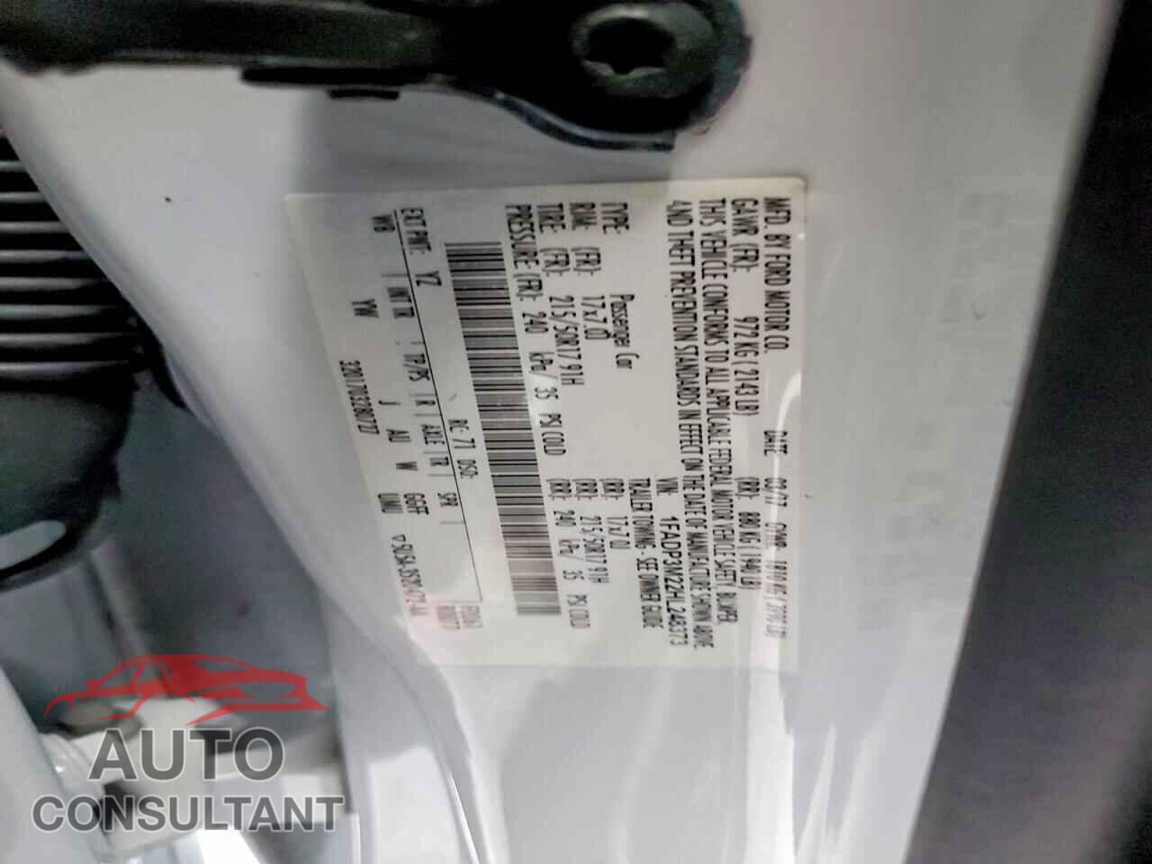 FORD FOCUS 2017 - 1FADP3M22HL248373