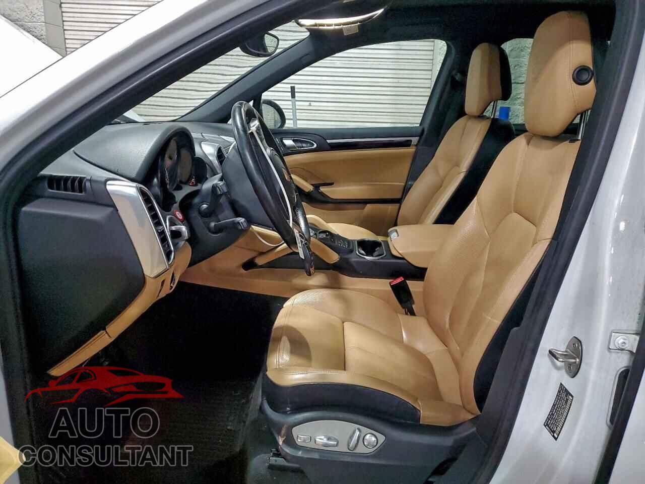 PORSCHE CAYENNE 2014 - WP1AA2A25ELA91297