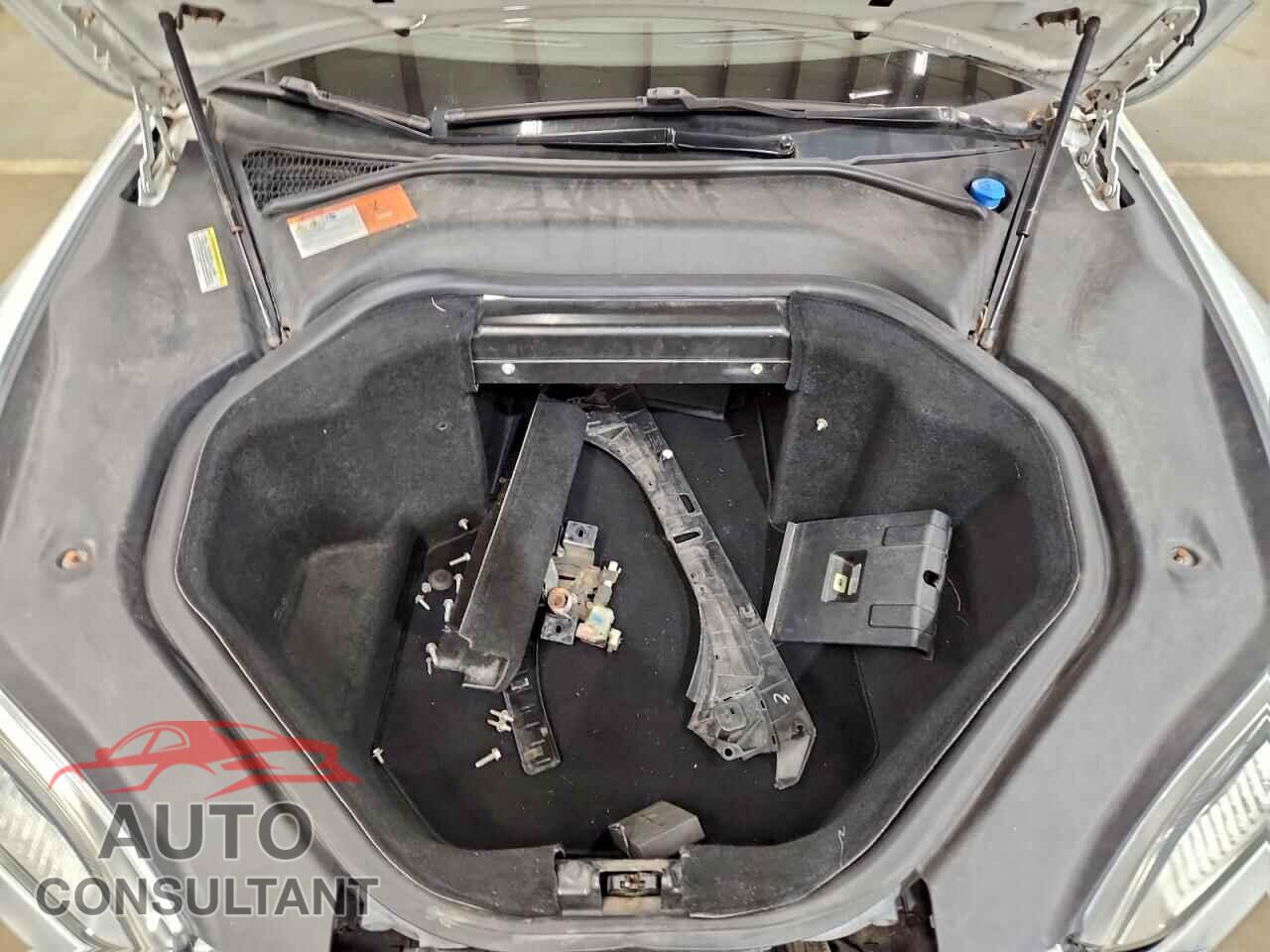 TESLA MODEL S 2014 - 5YJSA1H11EFP41100