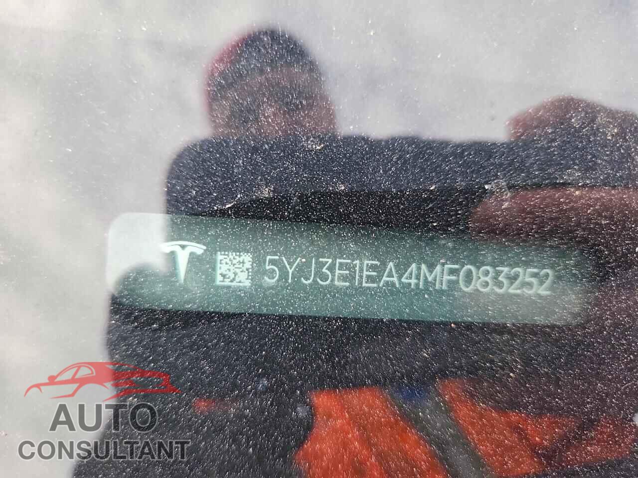 TESLA MODEL 3 2021 - 5YJ3E1EA4MF083252
