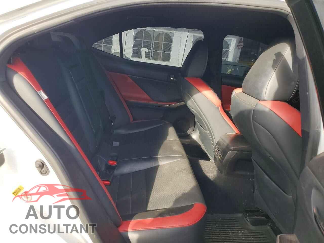 LEXUS IS 2015 - JTHCF1D28F5021542