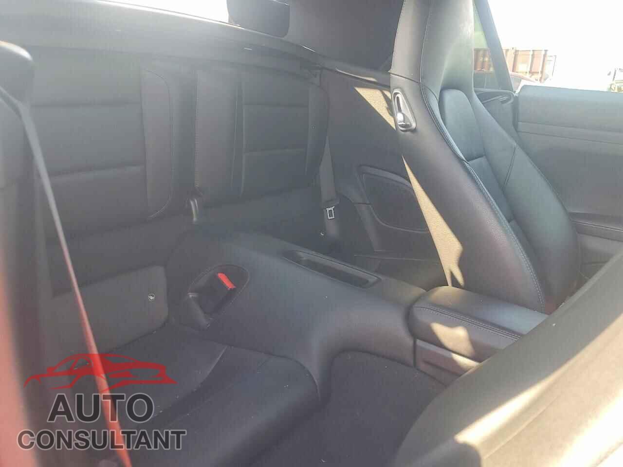 PORSCHE 911 2017 - WP0CA2A97HS141599