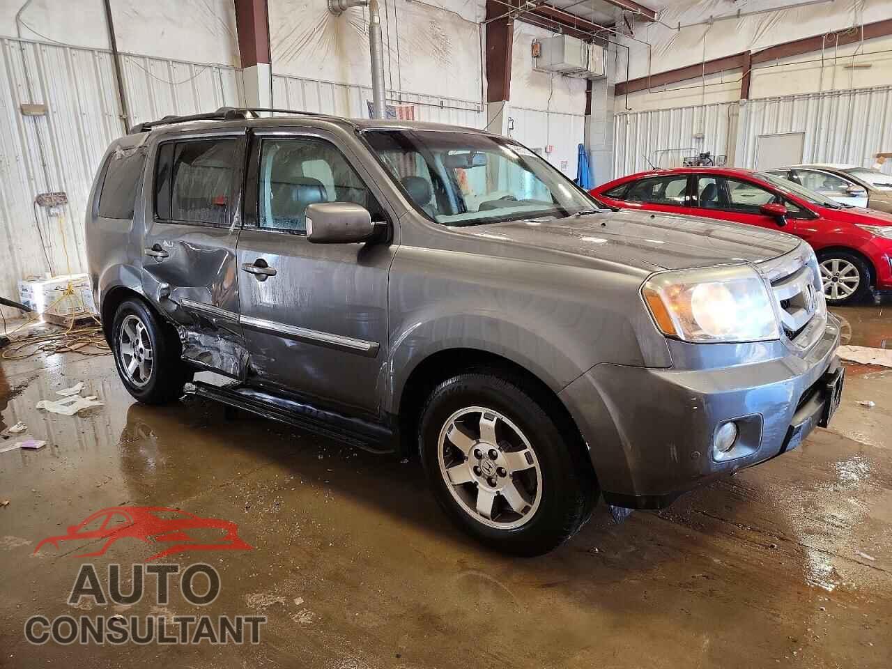HONDA PILOT 2011 - 5FNYF4H99BB043512