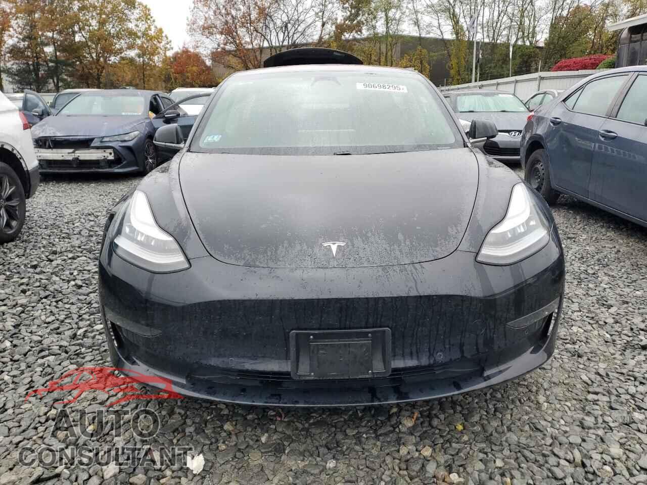 TESLA MODEL 3 2019 - 5YJ3E1EA6KF189974