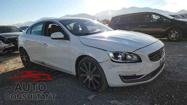 VOLVO S60 2017 - LYV402TK9HB154148