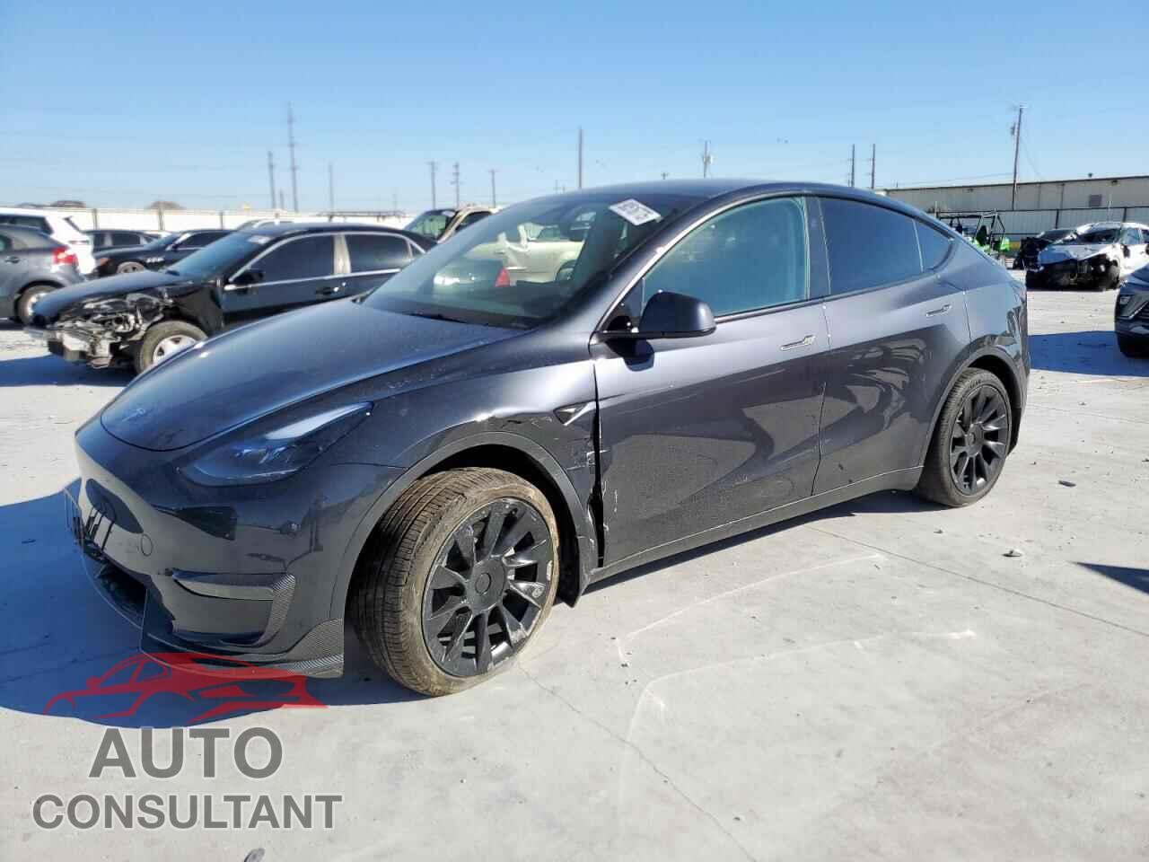 TESLA MODEL Y 2024 - 7SAYGDEEXRA242562