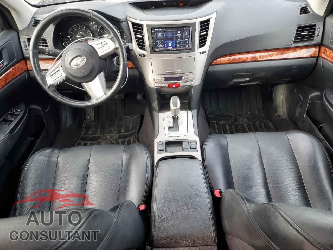 SUBARU OUTBACK 2011 - 4S4BRBKC2B3418414