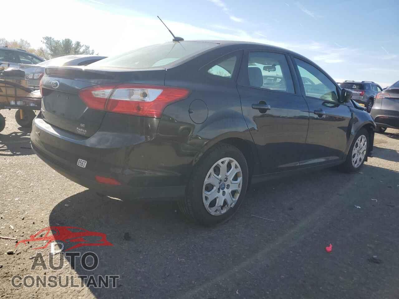 FORD FOCUS 2012 - 1FAHP3F29CL240875