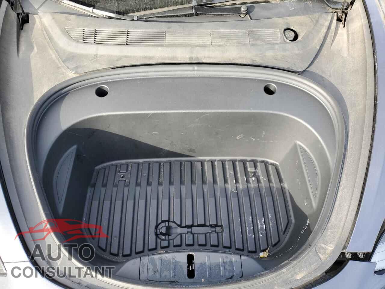 TESLA MODEL 3 2023 - 5YJ3E1EA3PF581477