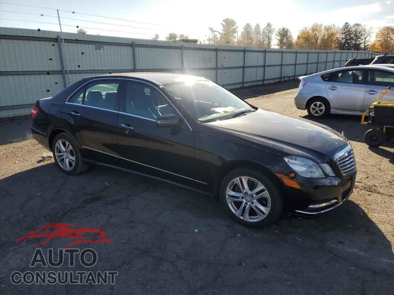MERCEDES-BENZ E-CLASS 2011 - WDDHF8HB4BA320446