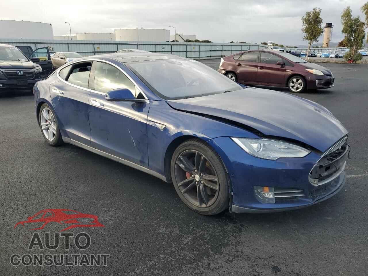 TESLA MODEL S 2015 - 5YJSA1E2XFF120260