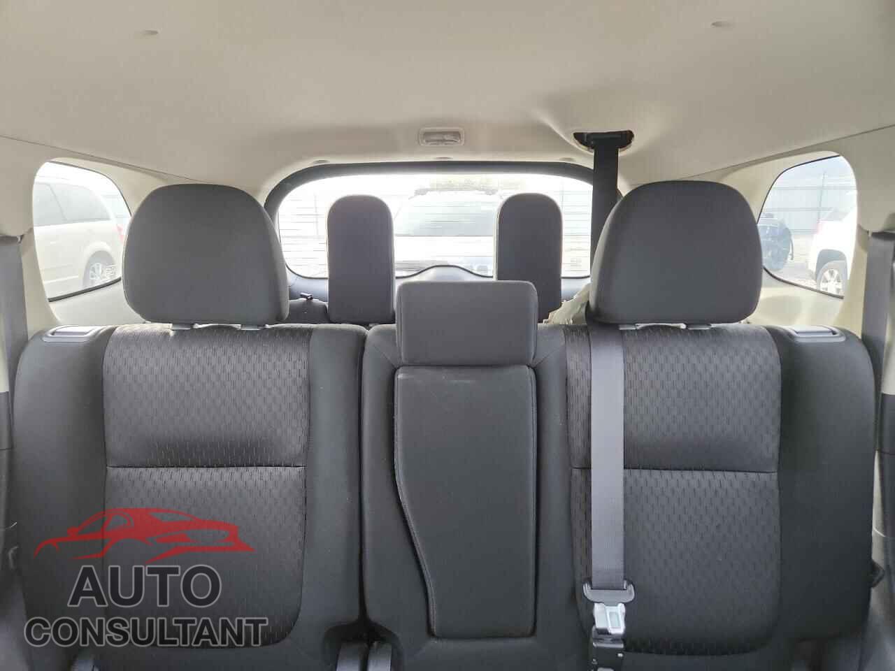 MITSUBISHI OUTLANDER 2014 - JA4AD2A38EZ007787
