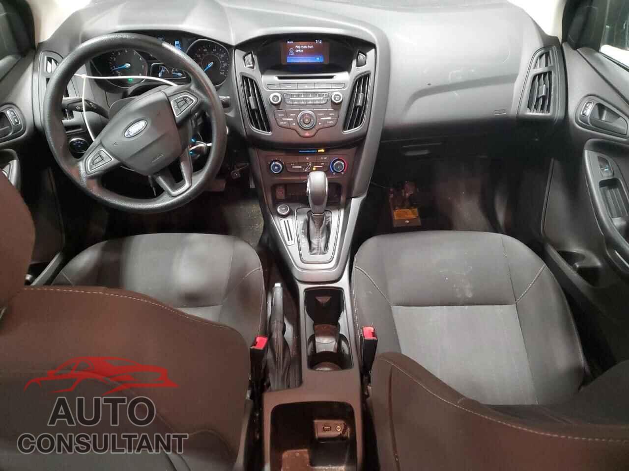 FORD FOCUS 2016 - 1FADP3E21GL383776