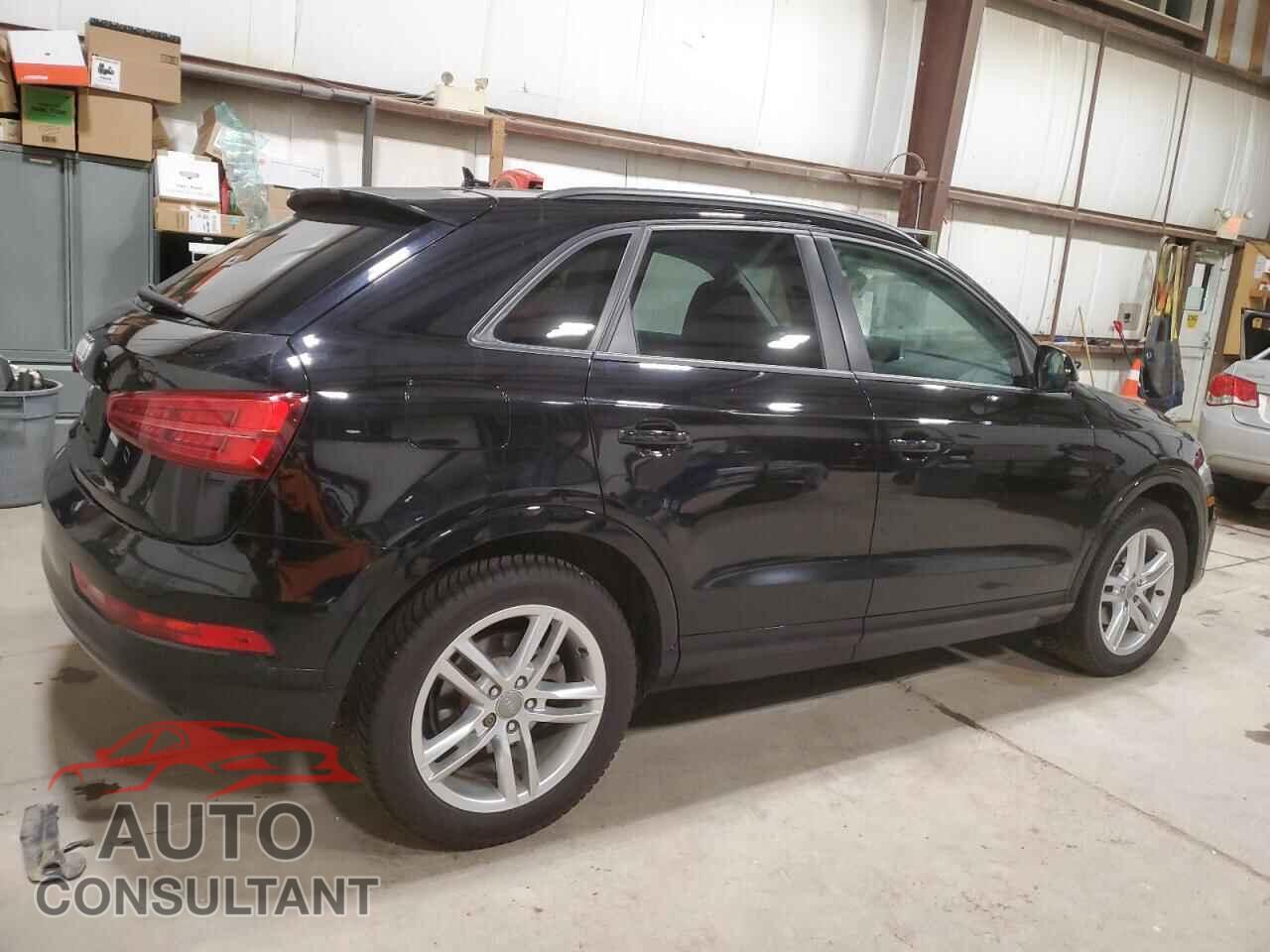 AUDI Q3 2017 - WA1BCCFS8HR004857